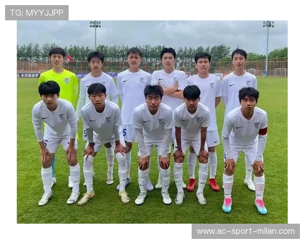 大连英博前场层次感爆棚，组织行云流水